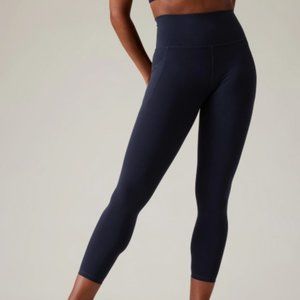 Athleta Salutation Stash Pocket II 7/8 Legging Tight